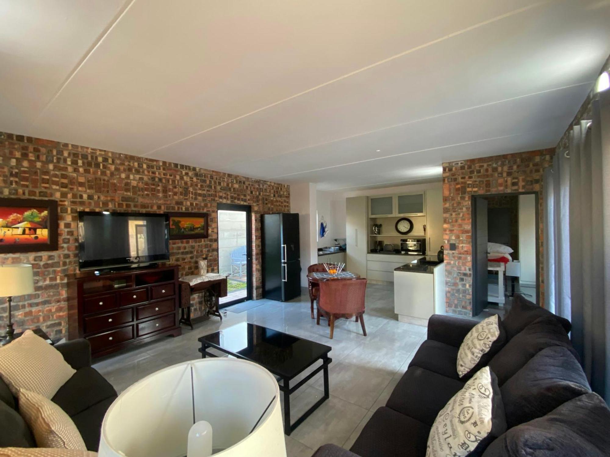 Sea Breeze Guest house *